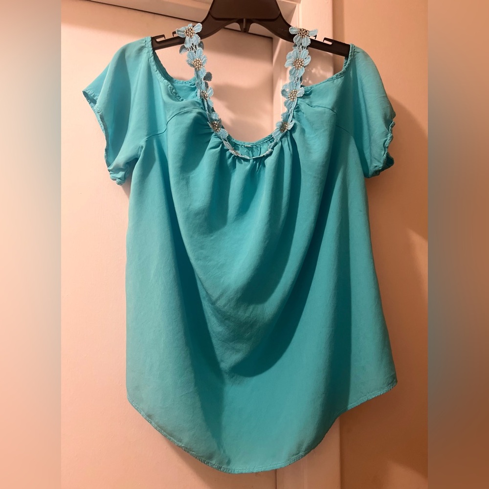 Women’s blouse